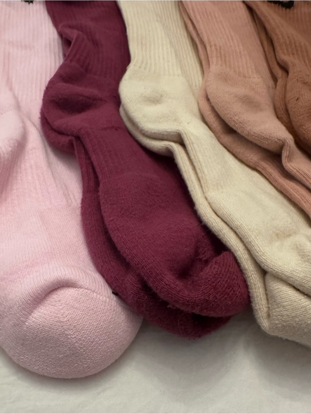 Nike Multicolor l Socks Pack - Pink, Burgundy, Cream, Peach, Tan, Mauve - Picture 4 of 5